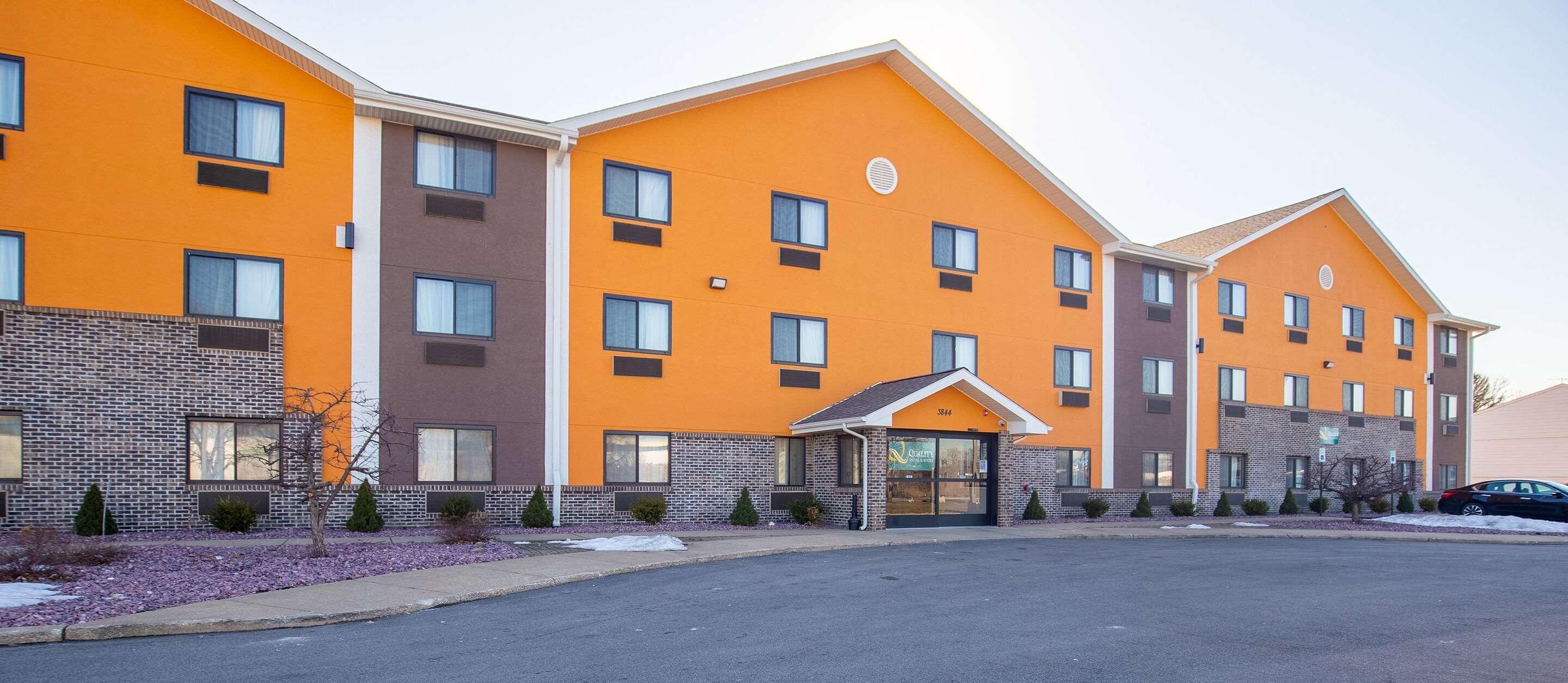 Quality Inn & Suites Hammond Near I-8090 Extérieur photo