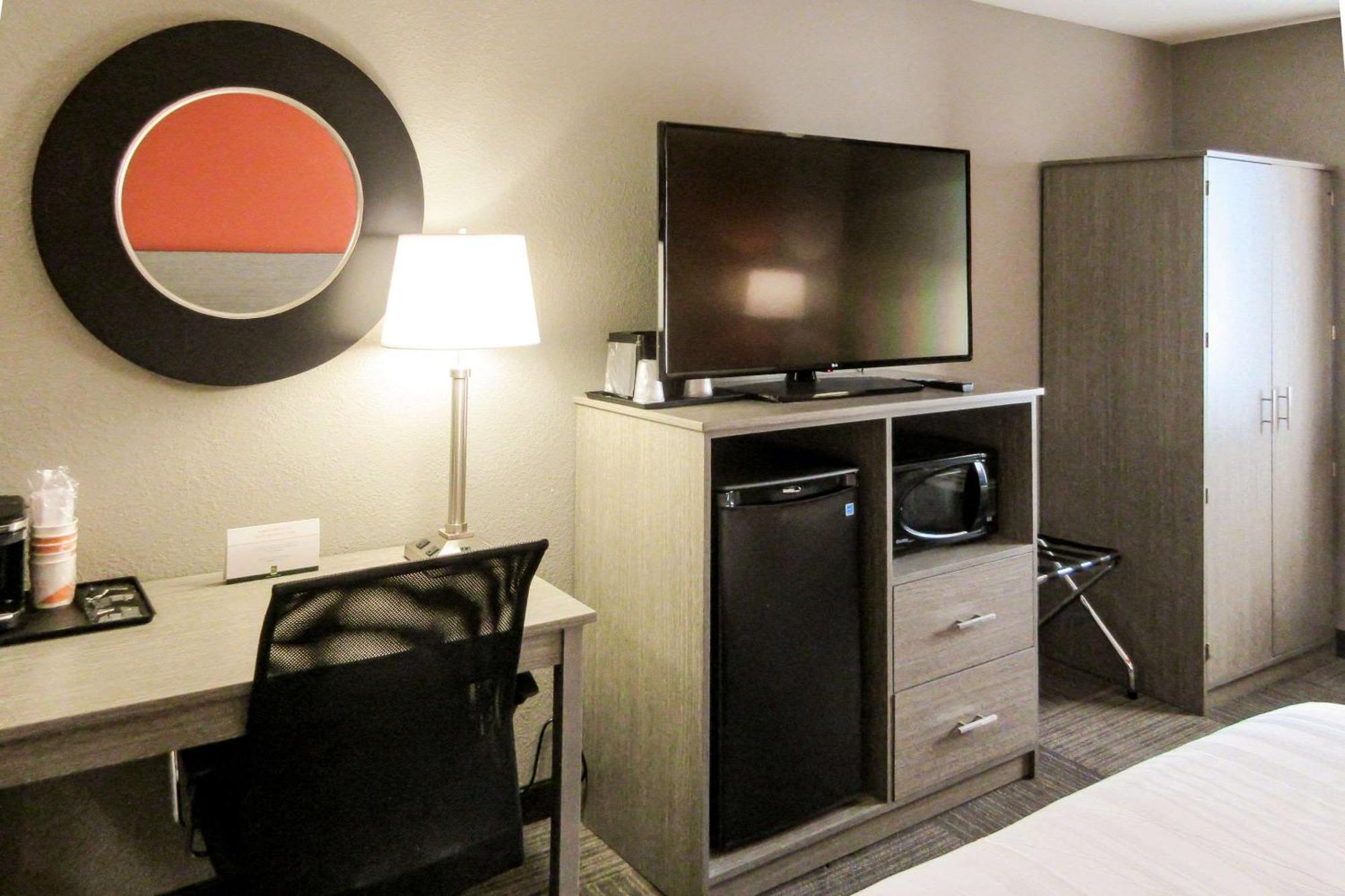 Quality Inn & Suites Hammond Near I-8090 Extérieur photo